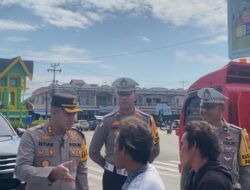 Operasi Zebra Kapuas 2024, Kapolres Ketapang Turun Langsung Berikan Edukasi ke Warga