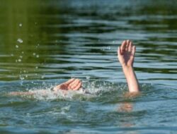 Tiga Warga Sekadau Hilang di Sungai Kapuas, Polisi: Pencarian Terus Dilakukan