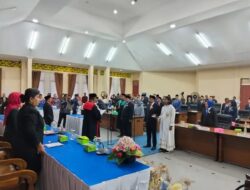 Hendegi Januardi Usfa Yusra, S.IP Resmi di Lantik Sebagai Pimpinan Ketua DPRD Kabupaten Melawi Masa Jabatan 2024-2029