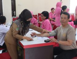 Polres Sekadau Gelar Donor Darah Sambut Hari Jadi Humas Polri ke-73