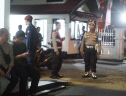 Kaopsda Operasi Mantap Praja Kapuas Meninjau Langsung Pengamanan Kedatangan Logistik Pilkada Di KPU Provinsi Kalbar