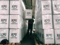 KPU Melawi Mulai Mendistribusikan Logistik Ke Setiap Kecamatan Dan Desa  Pada 24 November 2024