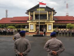 Apel Konsolidasi, Kapolres Ketapang Apresiasi Pengamanan Pemungutan Suara dan Tekankan Hakikat Tugas Polisi di Dunia