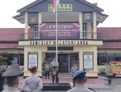 32 Anggota Polres Ketapang Laksanakan Korp Kenaikan Pangkat, Kapolres Ketapang : Jaga Marwah Dan Profesional Polri