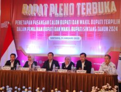 Polres Sintang Terjunkan Personel, Kawal Rapat Pleno Terbuka Penetapan Bupati dan Wakil Bupati Terpilih