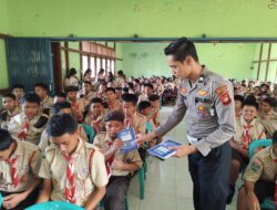 Pelajar SMP PGRI 2 Sekadau Dibekali Pengetahuan Bahaya Narkoba dan Lalu Lintas