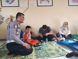 Satlantas Polres Sekadau Peduli Anak Berkebutuhan Khusus dengan Makan Siang Bergizi