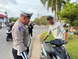 Polres Ketapang Ajak Masyarakat Selalu Tertib Berlalu Lintas