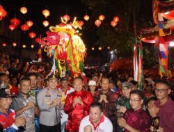 Simbol Keberagaman, Kapolres Ketapang Bersama Forkopimda Hadiri Puncak Perayaan Cap Go Meh 2576 Di Kabupaten Ketapang