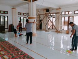Sambut Ramadhan, Polsek Sekadau Hilir Gelar Bakti Religi di Masjid Al Ilham