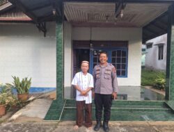 Kapolres Sekadau Silaturahmi ke Ketua MTAMT, Ajak Jaga Kondusifitas di Bulan Ramadan