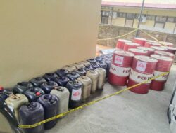 Satreskrim Polresta Pontianak Ungkap Kasus Penyelewengan Bahan Bakar Subsidi Pertalite dalam Kapal Tangker Sukses Global