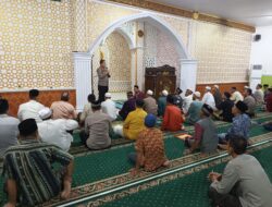 Berikan Qultum Sehabis Sholat Subuh, Kapolres Ajak Jama’ah Untuk Tetap Jaga Situasi Kamtibmas