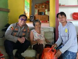 Polsek Nanga Mahap Bersama Remaja Masjid Salurkan 56 Paket Sembako untuk Warga Jelang Idulfitri