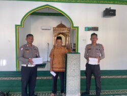 Satlantas Polres Sekadau Bagikan Al-Qur’an dan Sajadah ke Masjid, Ini Pesan Humanis yang Disampaikan