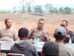 Kapolres Melawi Berikan Semangat Kepada Kelompok Tani