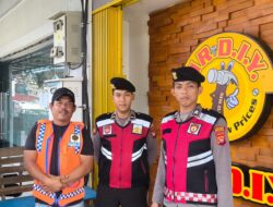 Patroli Presisi Sambangi Satpam Bank dan Juru Parkir di Sekadau