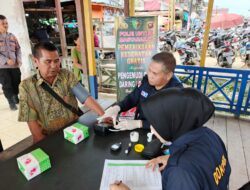 34 Warga Ikuti Pemeriksaan Kesehatan Gratis Polres Sekadau Sambut Hari Bhayangkara ke-79