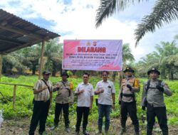 Polsek Meliau Tegaskan Larangan PETI Lewat Pemasangan Banner di Wilayah Sungai Mayam