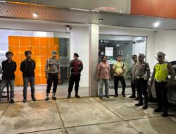 Patroli Polres Sekadau Sasar Pasar hingga ATM, Pastikan Warga Aman Beraktivitas di Malam Hari
