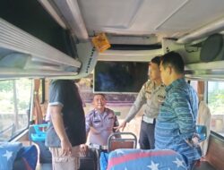 Pastikan Layak Jalan, Polres Sekadau Ramp Check 3 Bus Penjemput Jamaah Haji 2025