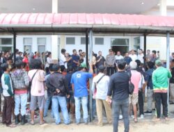 Polres Sekadau Kawal Aksi Damai Penolakan PETI oleh Forum Peduli Sungai Ntorap