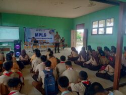 Polisi Ingatkan Siswa-siswi SMAN 1 Belitang Hilir Jauhi Narkoba dan Judi Online