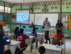 Polsek Sekadau Hulu Ajak Pelajar SMPN 1 Hindari Narkoba dan Tertib Berlalu Lintas