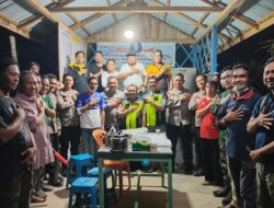 Ditbinmas Polda Kalbar Puji Satkamling Murai Sekadau, Beri Bantuan Rompi dan APIL