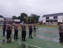 Antisipasi Gangguan Kamtibmas Akhir Pekan, Polres Sekadau Laksanakan Apel Regu Siaga