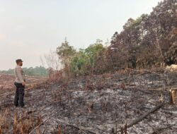Lakukan Ground Check Hotspot Karhutla, Personil Polsek Noyan Pastikan Api Padam dan Cegah Meluas