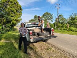 Sigap Bantu Truk Mogok, Satlantas Polres Sekadau Prioritaskan Keselamatan Pengguna Jalan