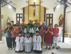 Dekat dengan Masyarakat, Kapolsek Matan Hilir Selatan Gelar “Minggu Kasih” di Gereja Katolik