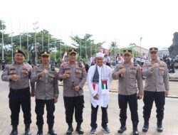 Kapolres Melawi Mengucapkan Terima Kasih Kepada Peserta Aksi Damai Untuk Palestina