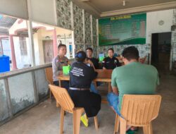 Kapolsek Matan Hilir Utara Gelar “Ngopi Bareng” Bersama Tokoh Masyarakat Desa Laman Satong