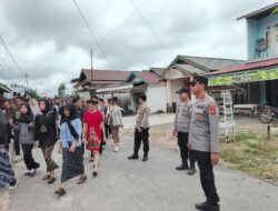 Kapolsek Kota Baru Pimpin Pengamanan Pawai Karnaval Sumpah Pemuda di SMAN 01 Tanah Pinoh