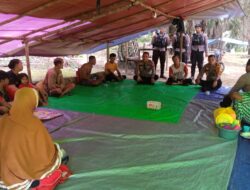 Kabag Ops Polres Ketapang Laksanakan Sambang Silaturahmi ke Tokoh Masyarakat di Desa Teluk Bayur, Kecamatan Sungai Laur