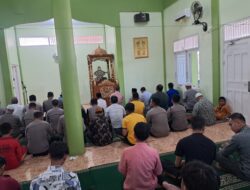 Polres Sekadau Gelar Salat Gaib untuk Korban Bencana di Sumatra dan Erupsi Semeru