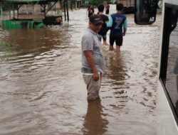 Banjir Rob Rendam Pesisir Mempawah