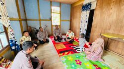 Sat Binmas Polres Melawi Gelar Anjangsana di Kediaman Almarhum Satpam SDN 1 Nanga Pinoh