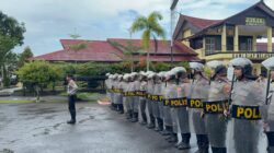 Kasat Samapta Polres Ketapang Pimpin Latihan Dalmas Lanjut di Halaman Mapolres Ketapang