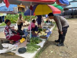 Bangun Kedekatan dengan Warga, Patroli Humanis Polsek Batang Tarang Ciptakan Kamtibmas Kondusif