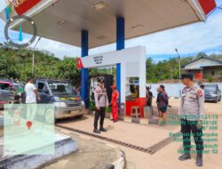 Samapta Polsek Menyuke Laksanakan Patroli ke SPBU Desa Mamek