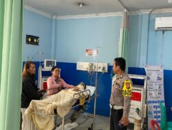 Polisi Lakukan Olah TKP Kecelakaan Lalu Lintas Dua Sepeda Motor di Nanga Taman
