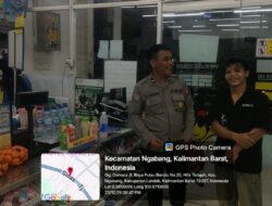 Personil Polsek Ngabang Laksanakan Patroli Malam Hari Untuk Ciptakan Kamtibmas Yang Kondusif