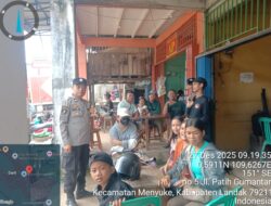 Laksanakan Patroli Siang Hari Samapta Polsek Menyuke Berikan Imbauan 