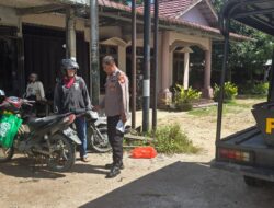Jaga Rasa Aman, Polsek Mandor Patroli Siang dan Beri Himbauan Warga