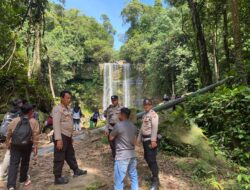 Di Tengah Liburan Warga, Satgas Preemtif Edukasi Keselamatan di Air Terjun Setegung