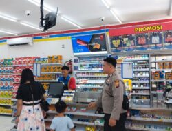 Patroli Dialogis Polsubsektor Jelimpo Pastikan Situasi Kamtibmas Yang Aman Dan Kondusif