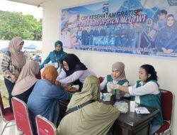 Sambut Hari Kesatuan Gerak PKK ke-53, TP PKK Melawi Gelar Pemeriksaan Kesehatan Gratis untuk Warga